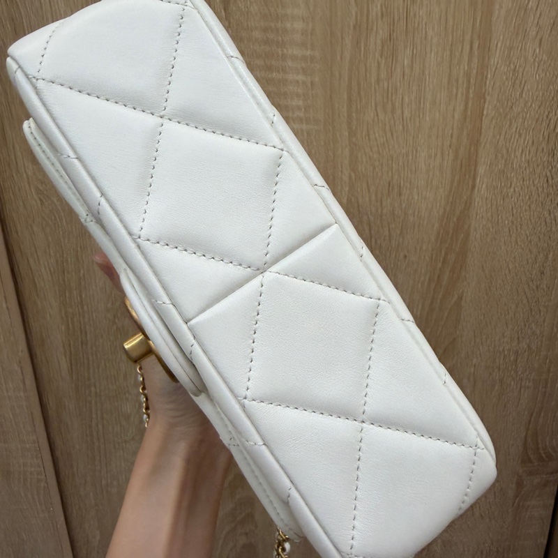 Chanel 白羊皮霧金釦珍珠湯圓20cm斜背包AS4861-6