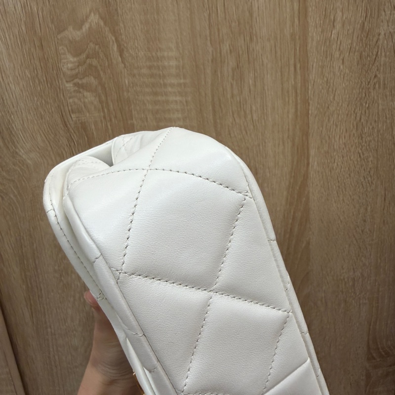 Chanel 白羊皮霧金釦珍珠湯圓20cm斜背包AS4861-7