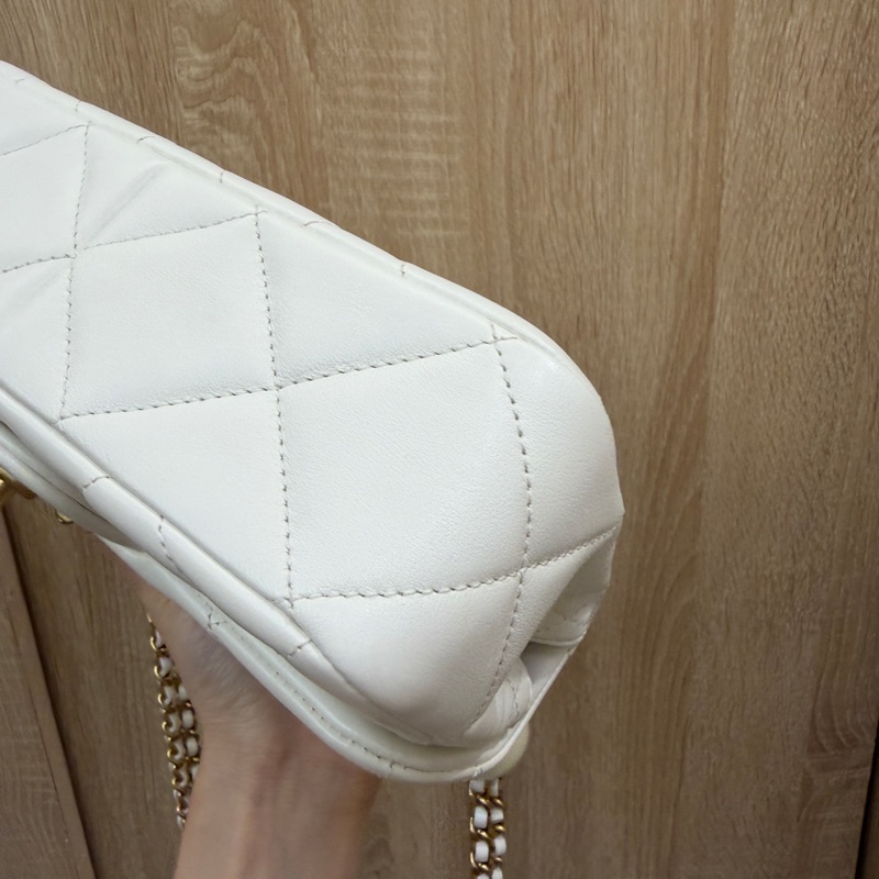 Chanel 白羊皮霧金釦珍珠湯圓20cm斜背包AS4861-8