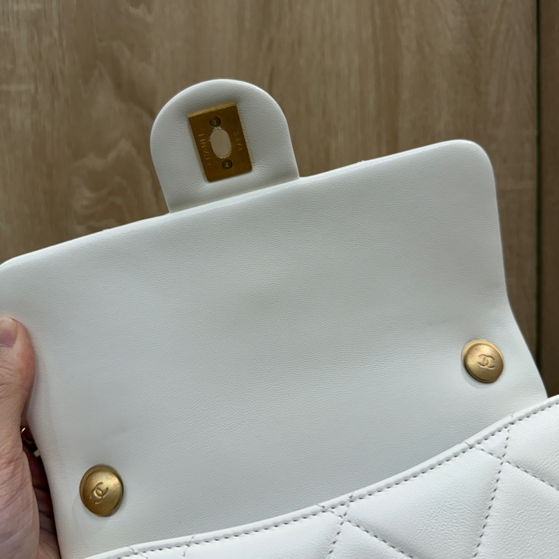 Chanel 白羊皮霧金釦珍珠湯圓20cm斜背包AS4861-11