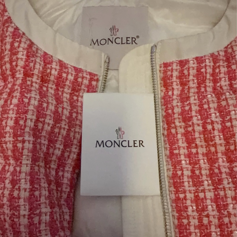 Moncler 小香風鵝絨外套-15