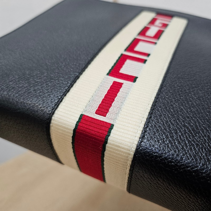 [ 回饋福利出清❣️] Gucci黑牛皮帆布織帶刺繡拉鏈手拿包-8