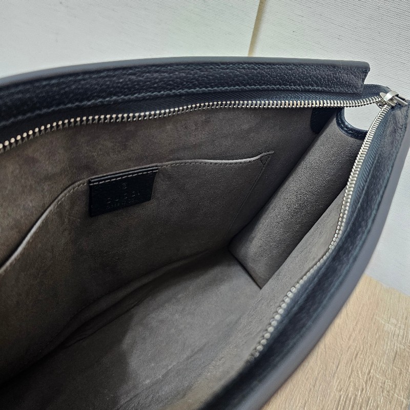 [ 回饋福利出清❣️] Gucci黑牛皮帆布織帶刺繡拉鏈手拿包-16