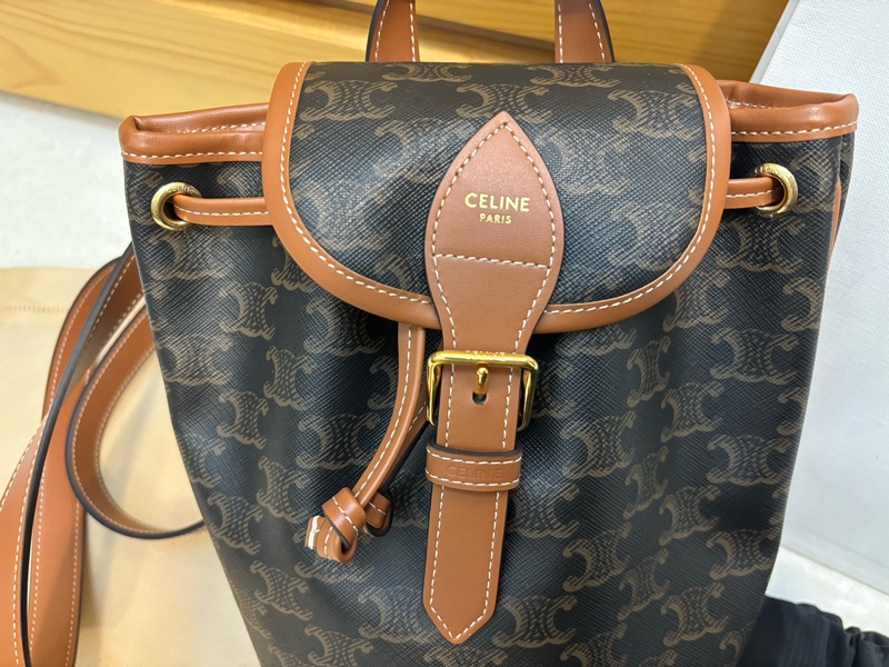 全新 Celine TRIOMPHE Folco 老花後背包mini 雙肩包-2