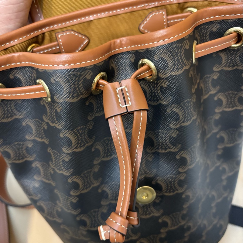 全新 Celine TRIOMPHE Folco 老花後背包mini 雙肩包-3