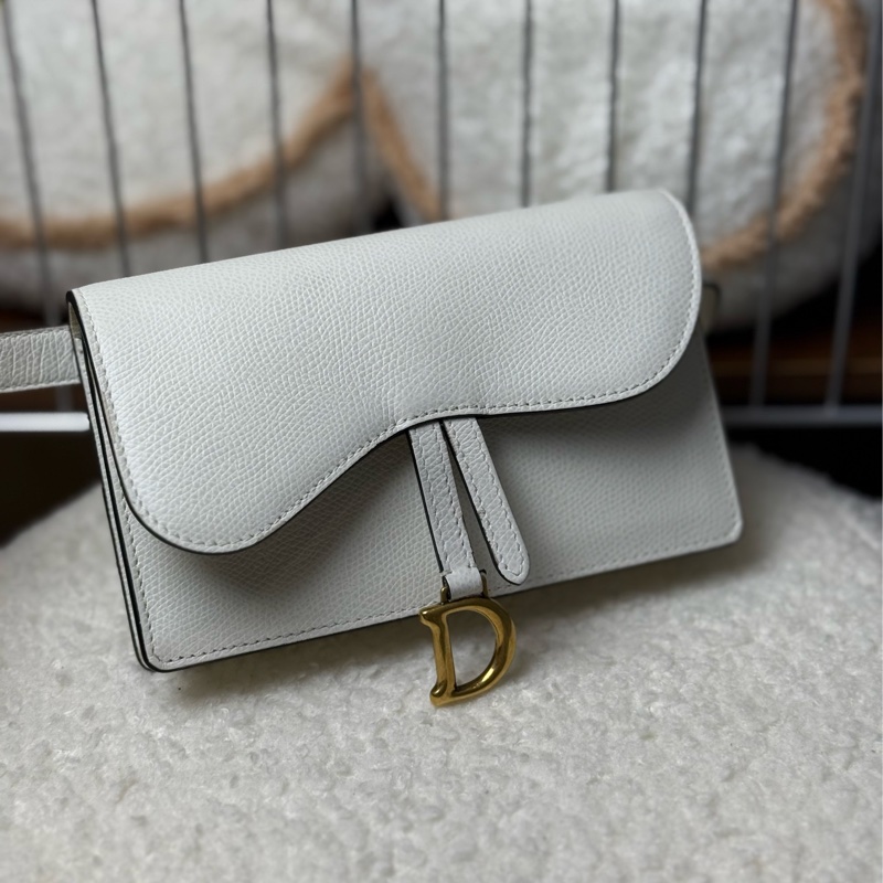 Dior全皮白色馬鞍腰包-1
