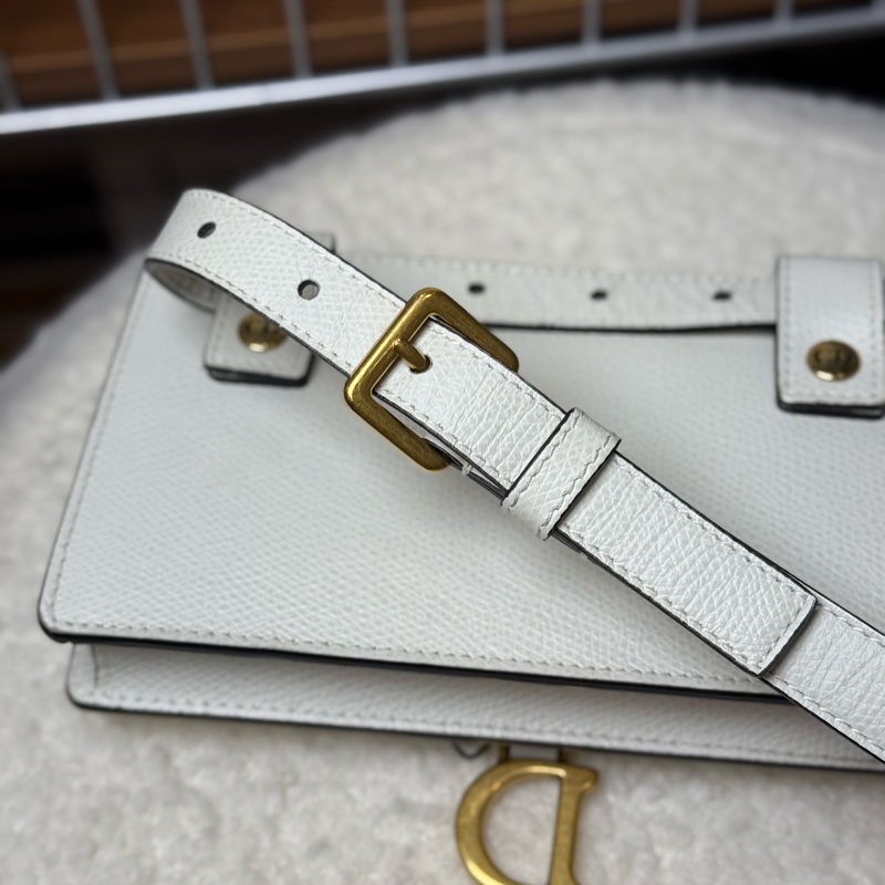 Dior全皮白色馬鞍腰包-12