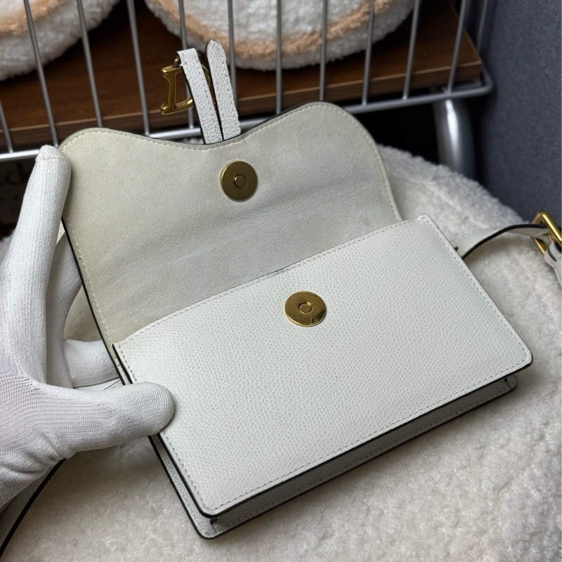 Dior全皮白色馬鞍腰包-13