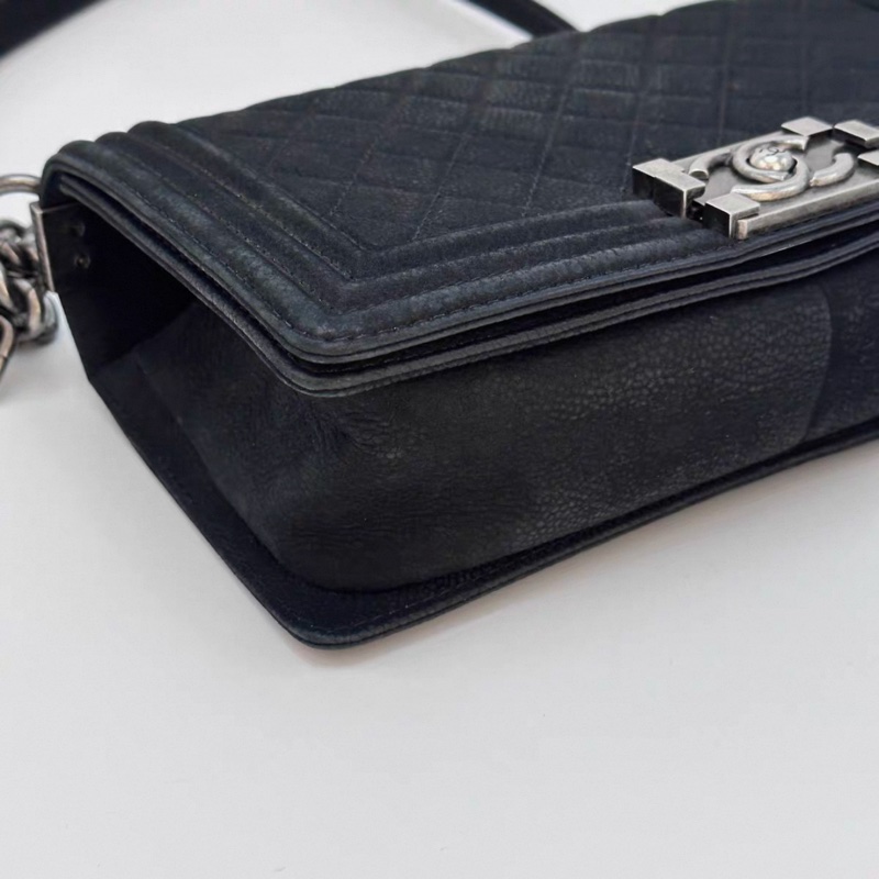 CHANEL LE BOY CARVIA 25-11