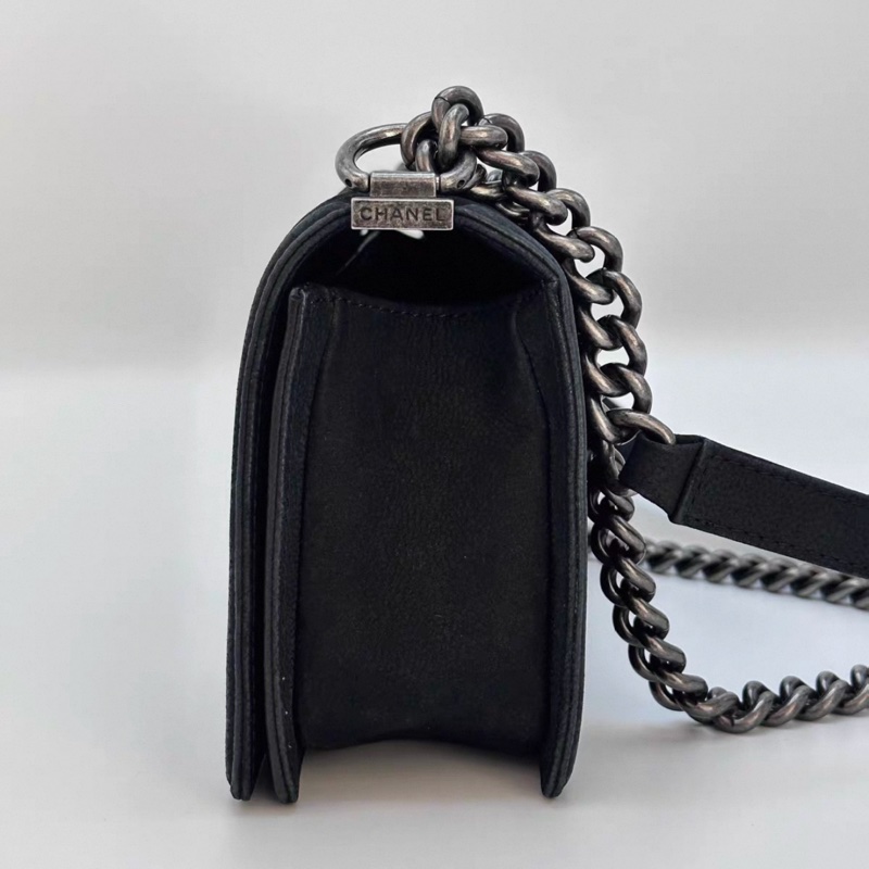 CHANEL LE BOY CARVIA 25-12