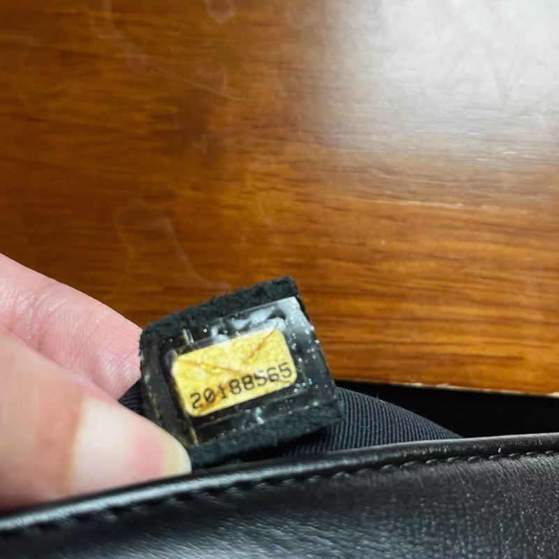 CHANEL LE BOY CARVIA 25-22