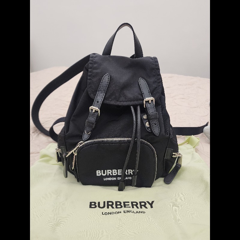 BURBERRY.後背包-1