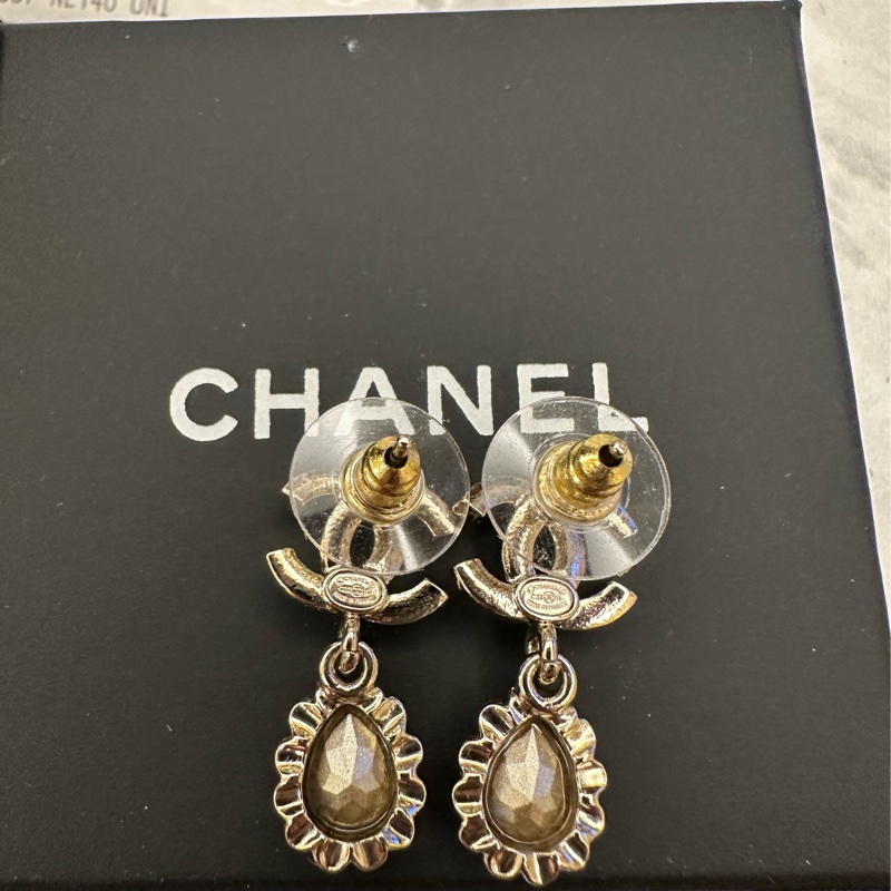 香奈兒Chanel 22k水鑽復古垂吊淡金色耳環-6