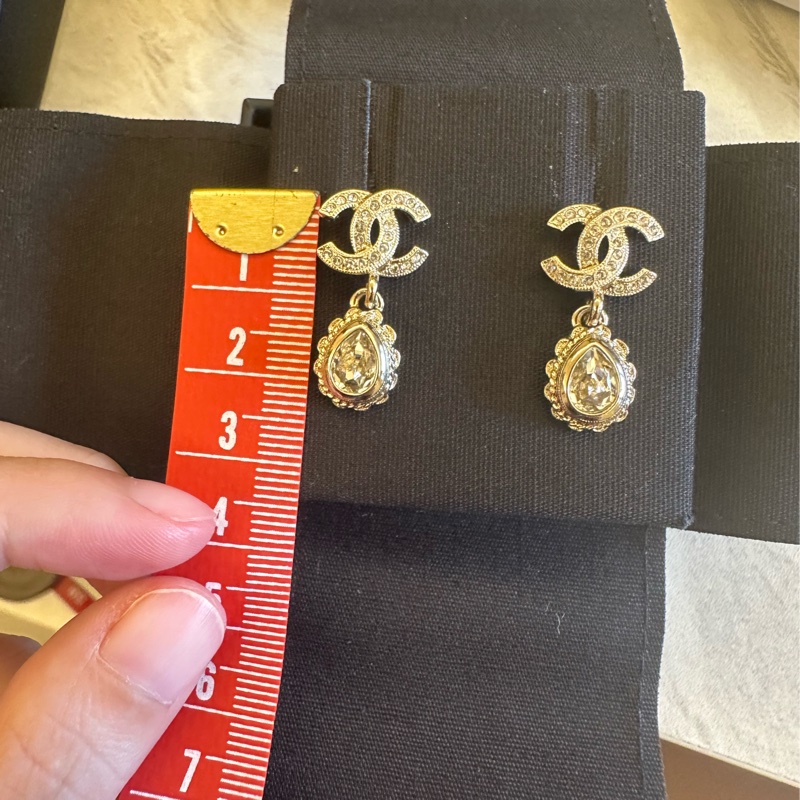 香奈兒Chanel 22k水鑽復古垂吊淡金色耳環-5