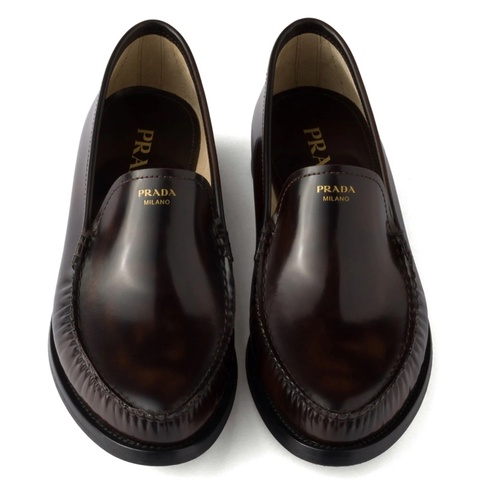 PRADA 亮面皮革樂福鞋 褐色