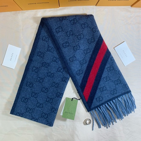 🎁全台最甜 全新含吊牌 Gucci 古馳 深藍雙色滿版logo 圍巾 披肩
