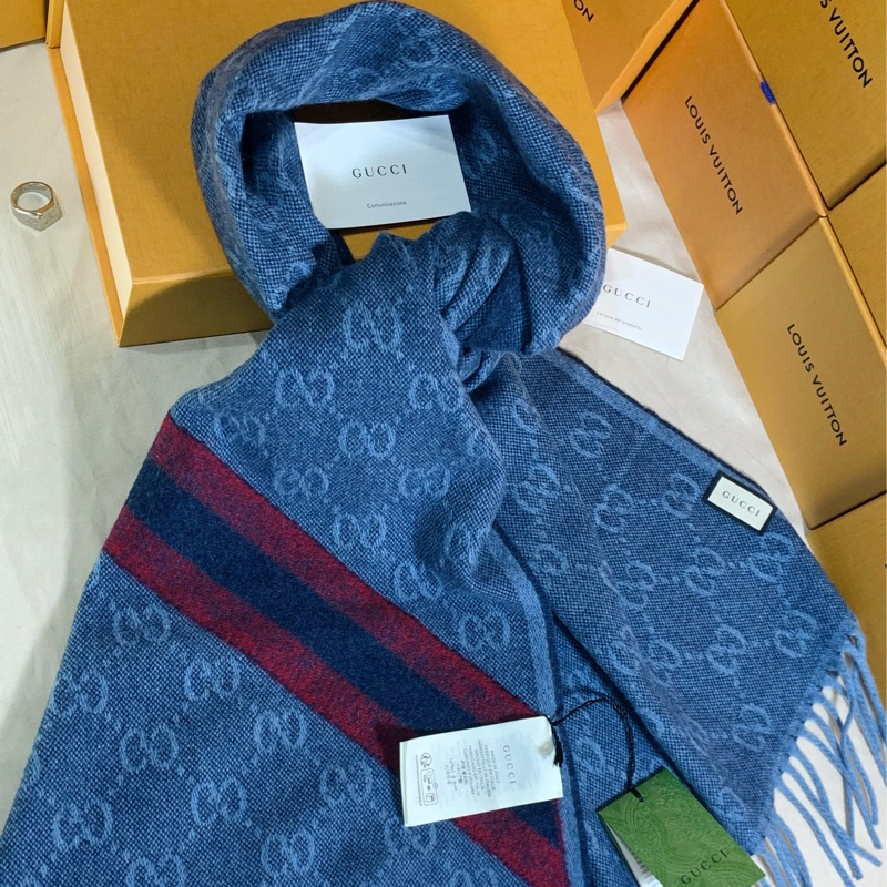 🎁全台最甜 全新含吊牌 Gucci 古馳 深藍雙色滿版logo 圍巾 披肩-5