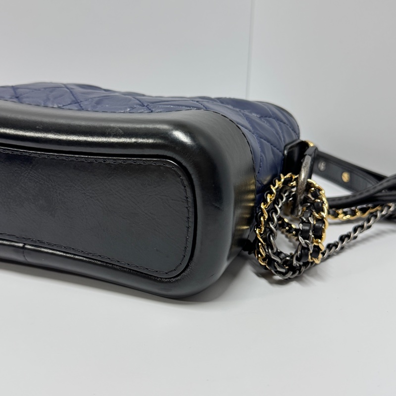 （極新💕全配） Chanel Gabrielle 小號流浪包 專櫃24萬多！-16