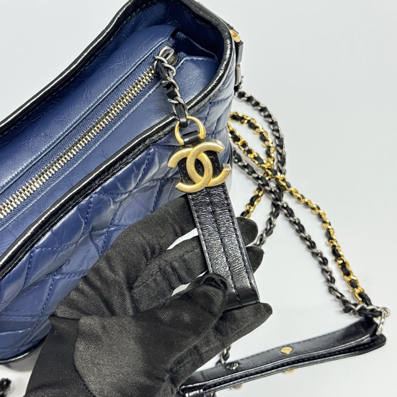 （極新💕全配） Chanel Gabrielle 小號流浪包 專櫃24萬多！-28