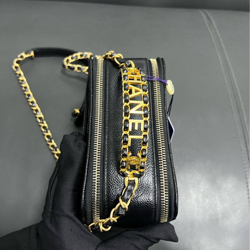 Chanel 22S top handle mini vanity case-11