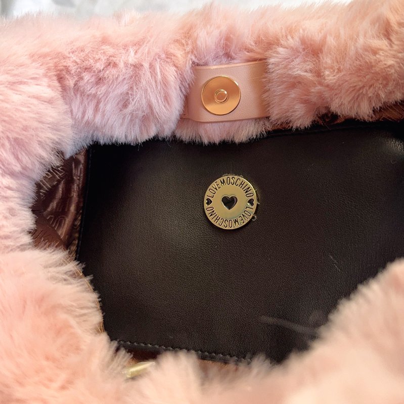 LOVE MOSCHINO 粉萌假毛兔耳包｜柔軟蓬蓬超可愛！-3