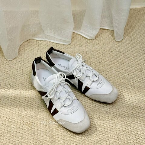 LV Sneakerina白色芭蕾舞鞋球鞋1AHNC6