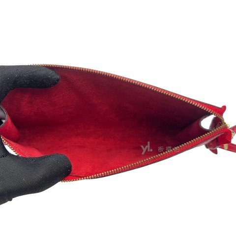 LV包包 紅色EPI水波紋手拿肩背包-5