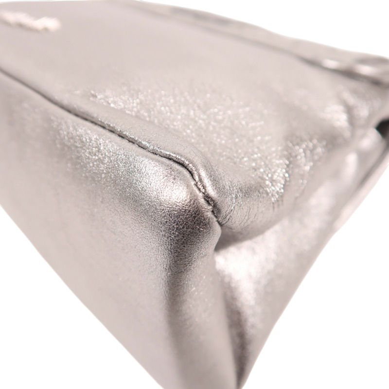 銀色 Matelasse皮革 肩背包【MIU MIU 繆繆】 5BD100-10