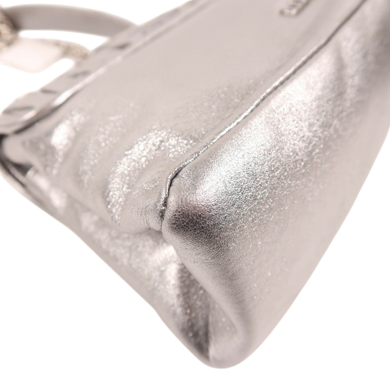 銀色 Matelasse皮革 肩背包【MIU MIU 繆繆】 5BD100-13