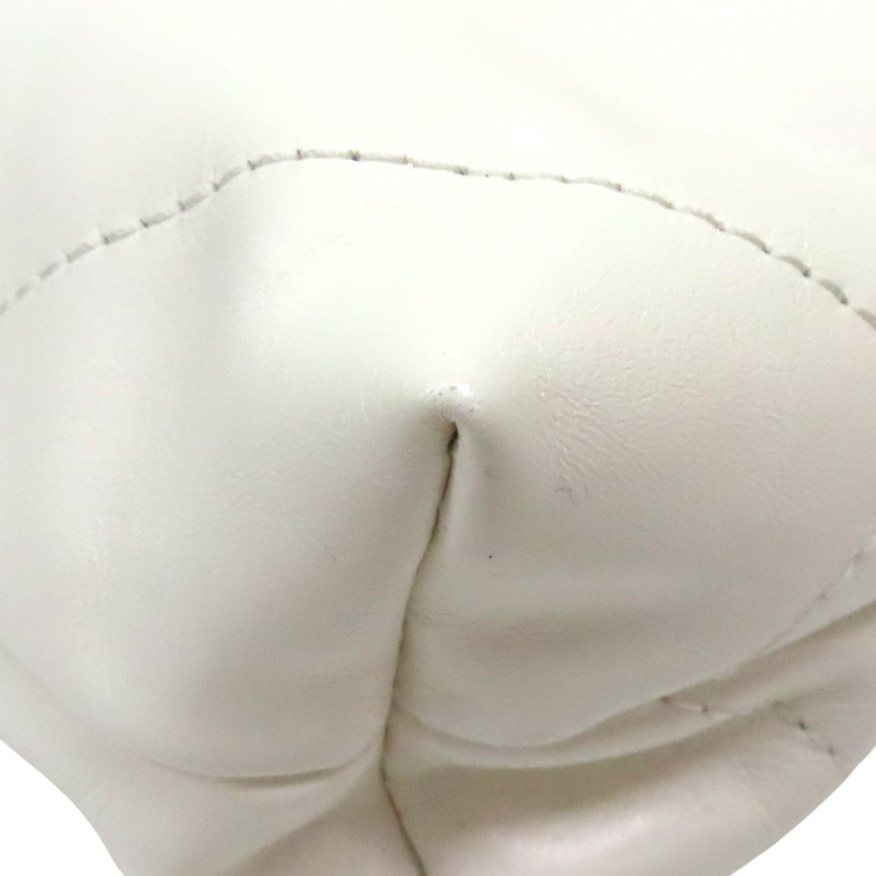 白色 菱格紋 牛皮 22 MINI 肩背包 AS3980【CHANEL 香奈兒】 AS3980-12