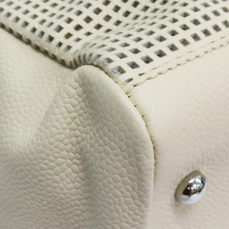 米色 縷空格紋 牛皮 手提包 銀扣 無卡【CHANEL 香奈兒】-10