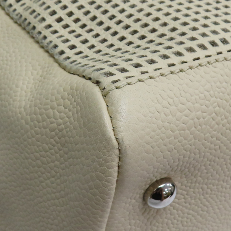 米色 縷空格紋 牛皮 手提包 銀扣 無卡【CHANEL 香奈兒】-12