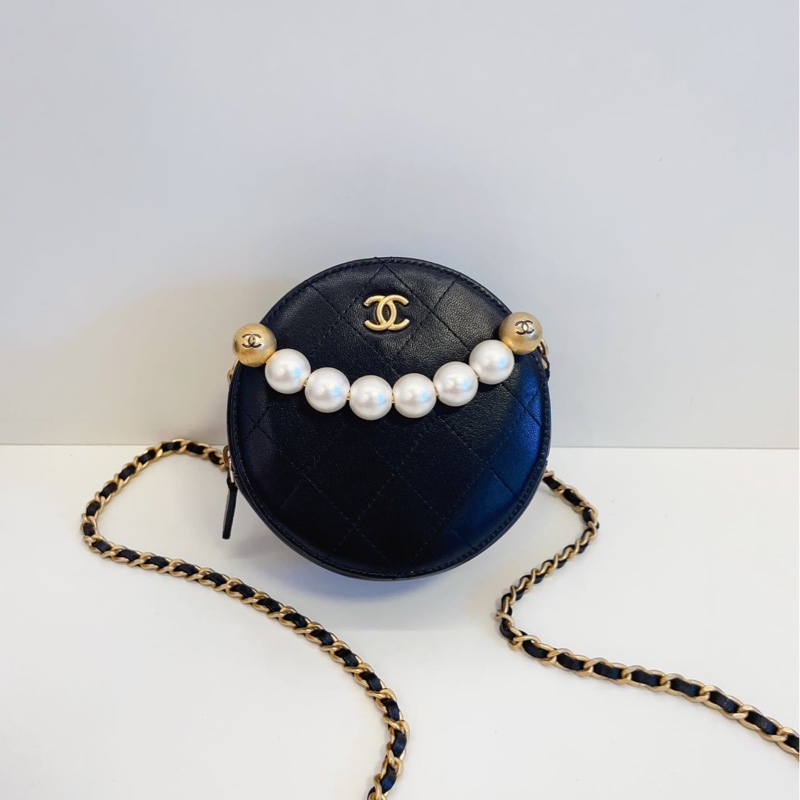 Chanel 2019 matelasse 珍珠小圓餅-4