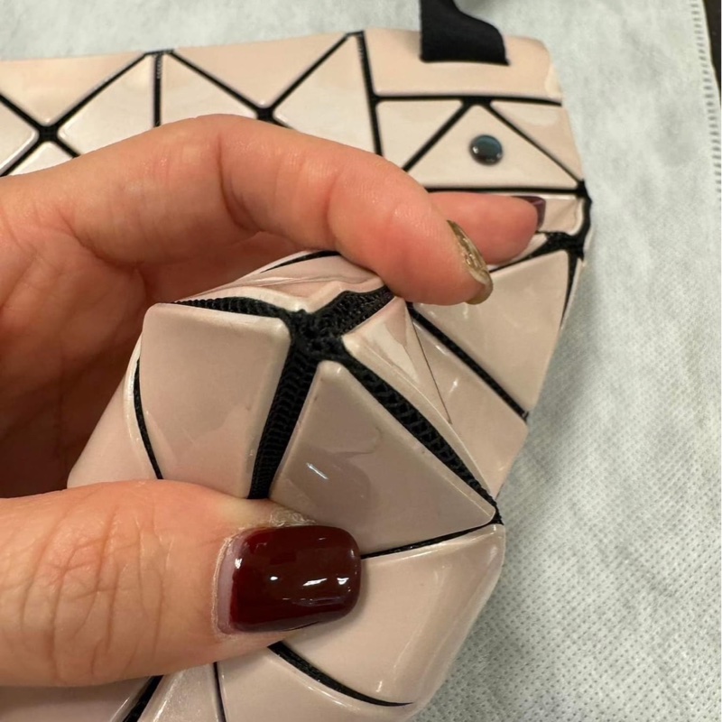 三宅一生 issey miyake BAO BAO 斜背包 肩背包 粉色-5