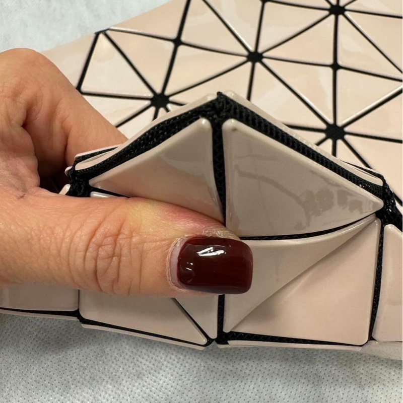 三宅一生 issey miyake BAO BAO 斜背包 肩背包 粉色-6