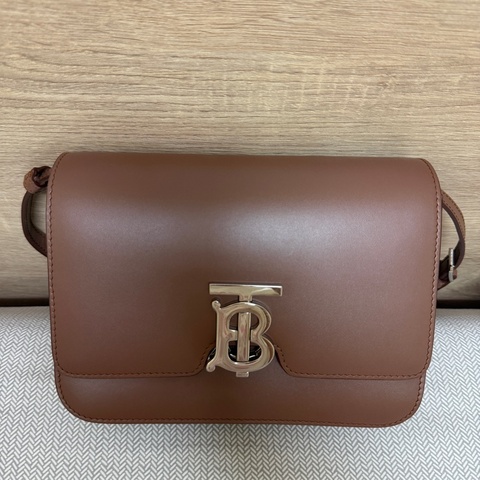 Burberry TB 包