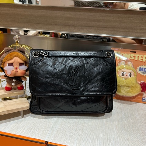 Ysl Niki Saint Laurent Niki medium So Black