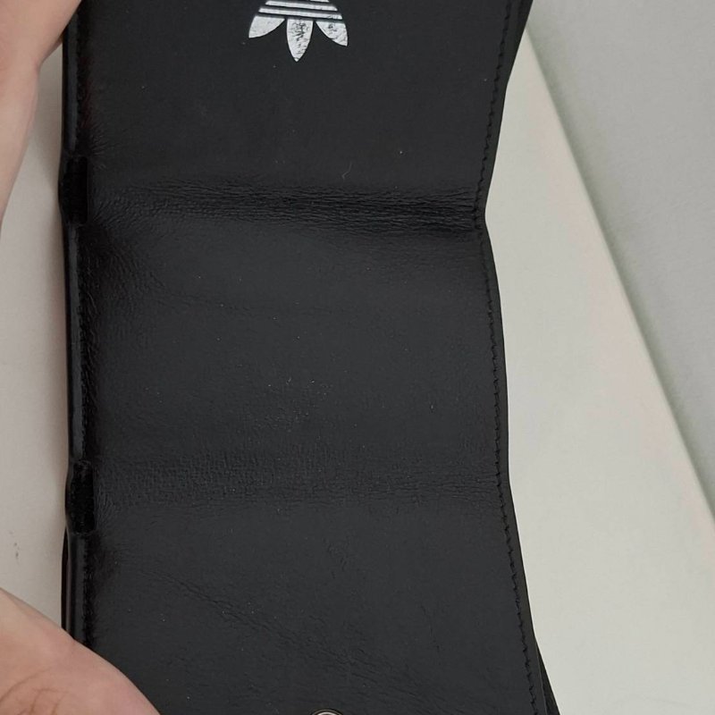 Balenciaga x Adidas 聯名三葉草三折短夾-7