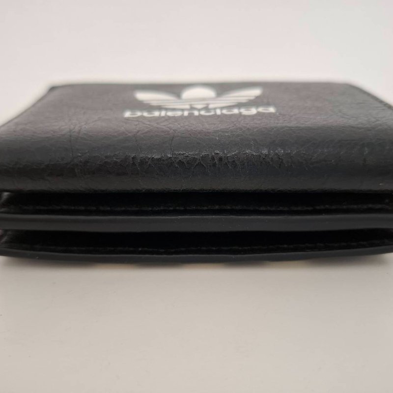 Balenciaga x Adidas 聯名三葉草三折短夾-14