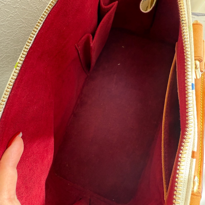 LV Alma 白彩貝殼包-20