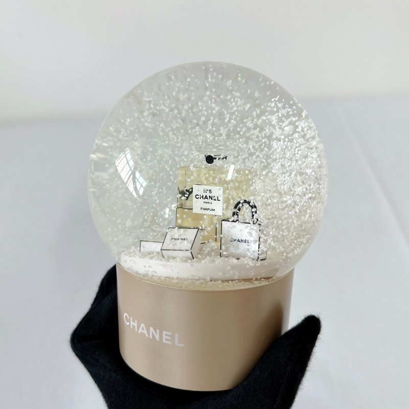 CHANEL 全新N°5香水白金水晶球-3