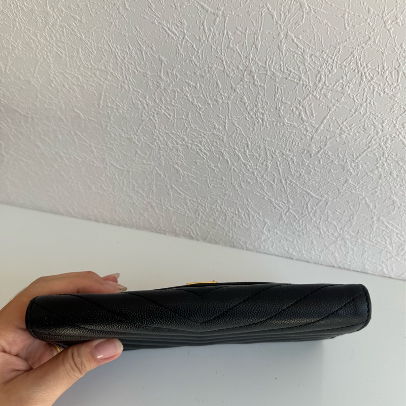 Ysl黑色金logo信封釦式長夾 經典不敗款-5