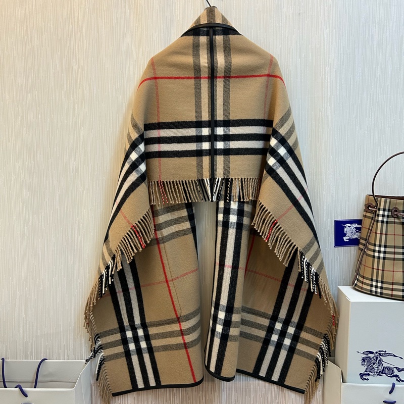 BURBERRY英國經典格紋披肩-4