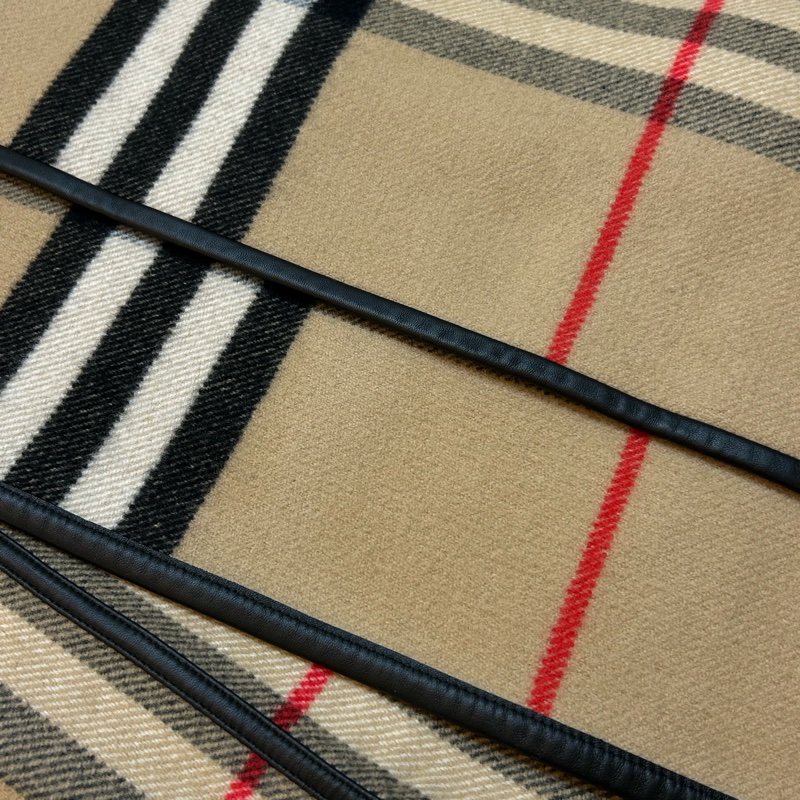 BURBERRY英國經典格紋披肩-9