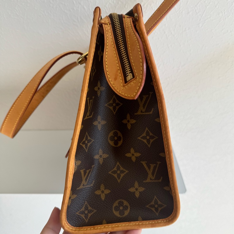 LV花紋雙小金球吊飾肩背包  少見特別款-3