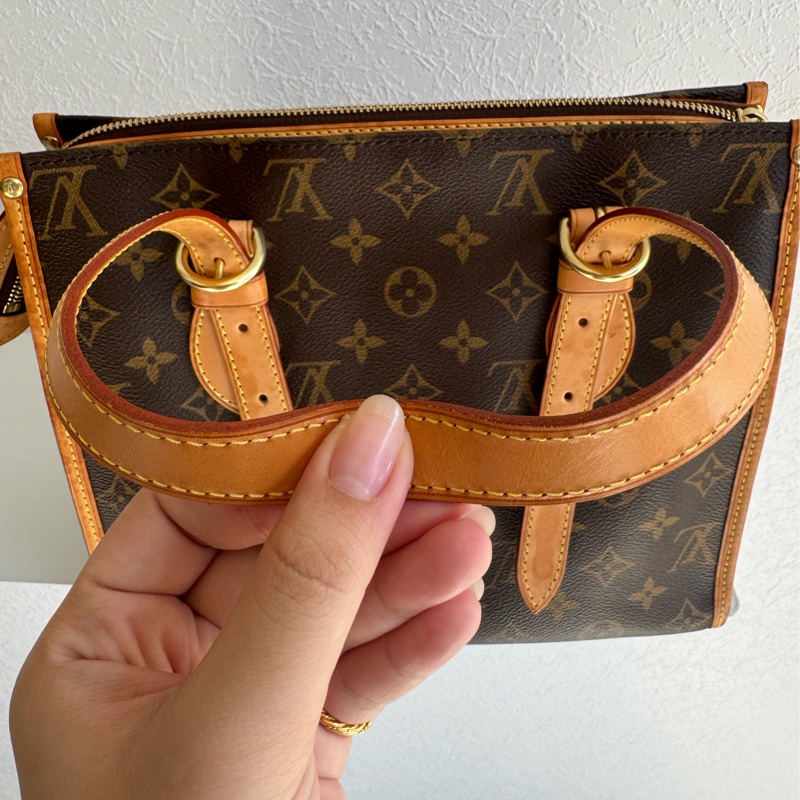 LV花紋雙小金球吊飾肩背包  少見特別款-22