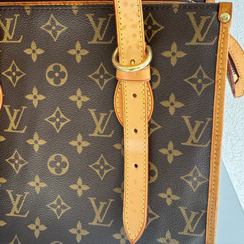 LV花紋雙小金球吊飾肩背包  少見特別款-37