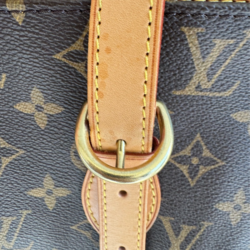 LV花紋雙小金球吊飾肩背包  少見特別款-41