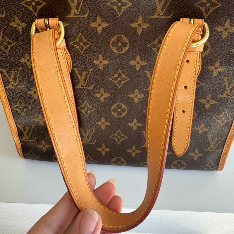 LV花紋雙小金球吊飾肩背包  少見特別款-44