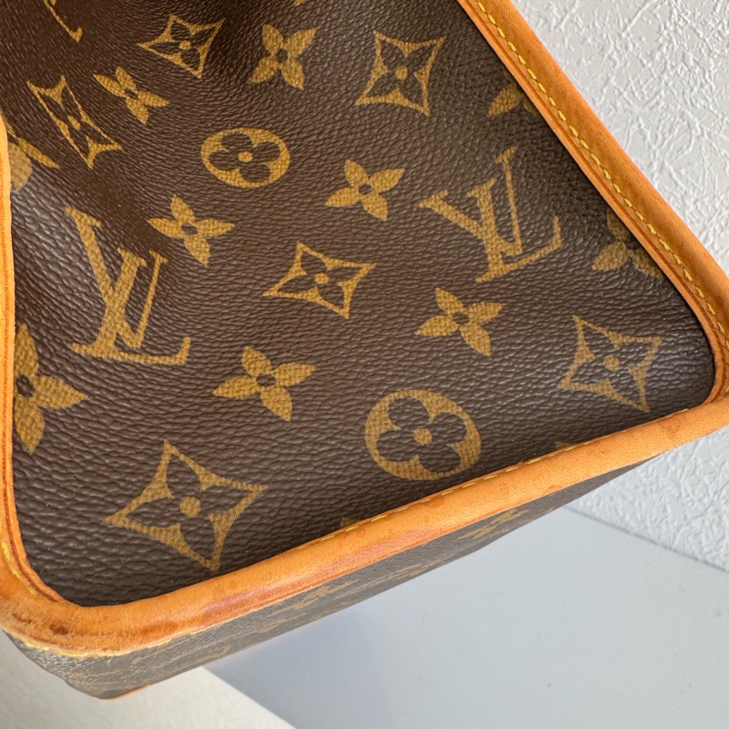 LV花紋雙小金球吊飾肩背包  少見特別款-79